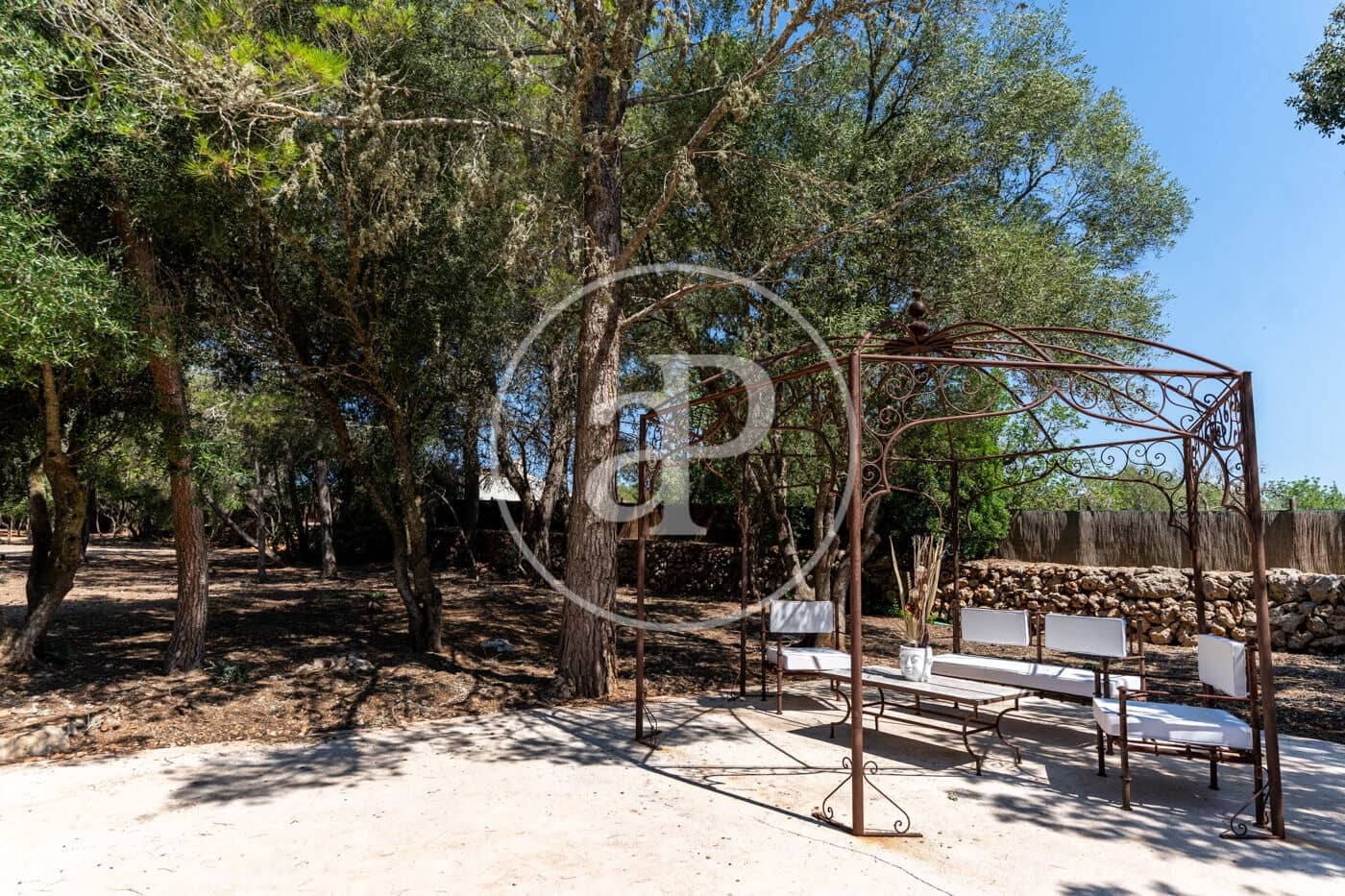 4 soveværelse Villa til salg i Porreres med swimmingpool - € 3.150.000 (Ref: 8841171)