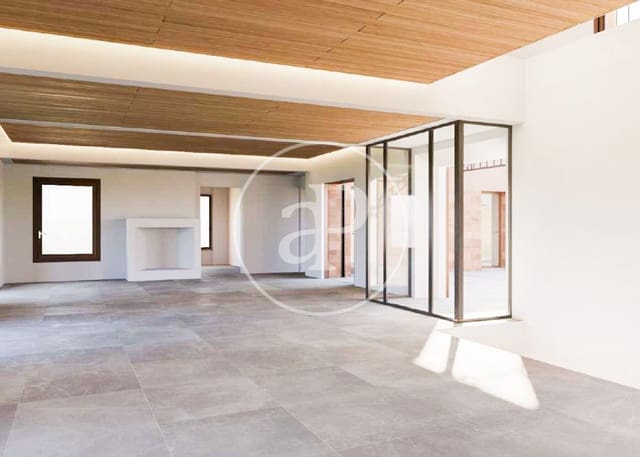 Villa te koop in Selva met zwembad - € 5.500.000 (Ref: 8868140)