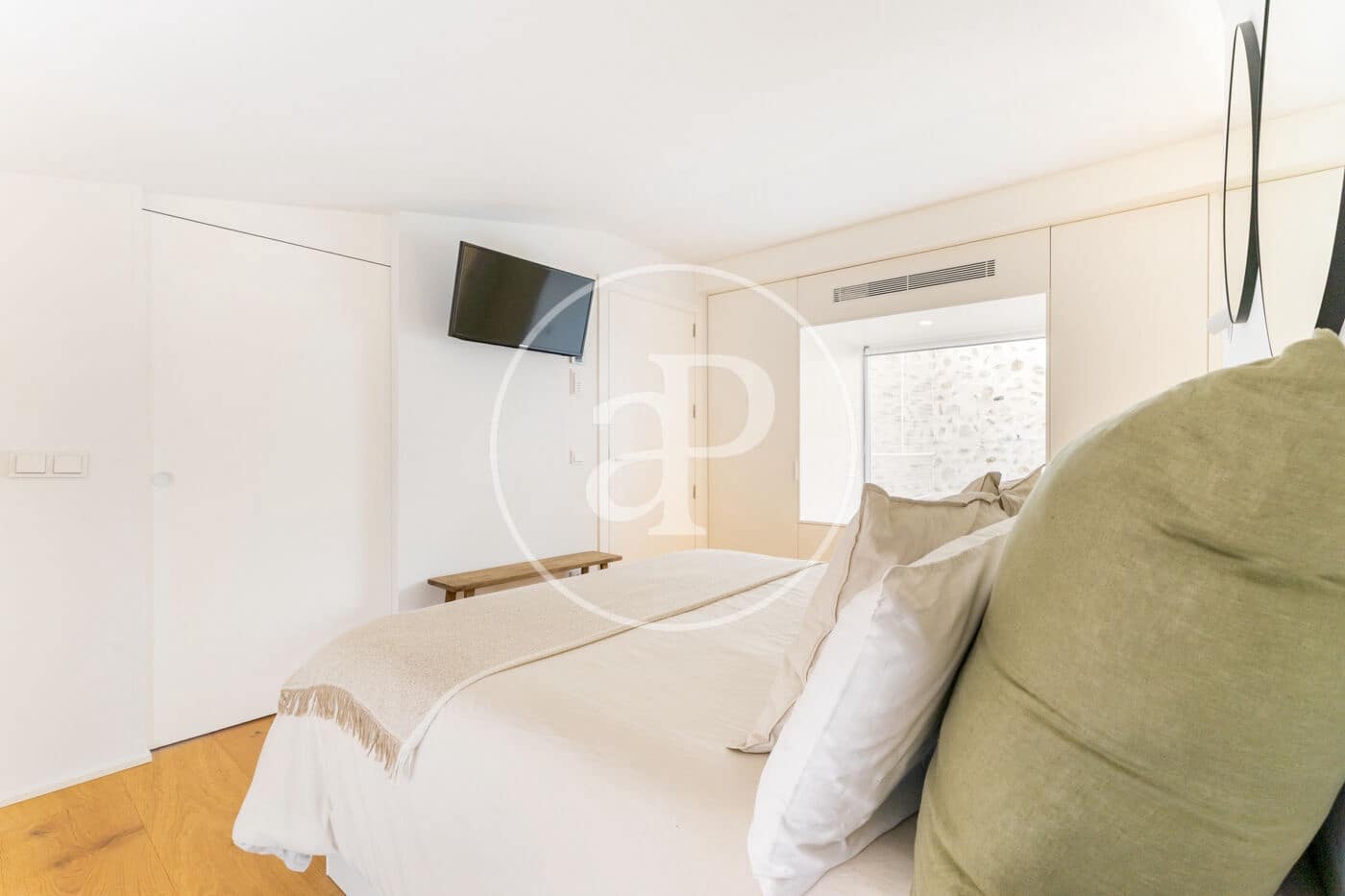3 bedroom Apartment for rent in Porreres - € 2,600 (Ref: 8881911)