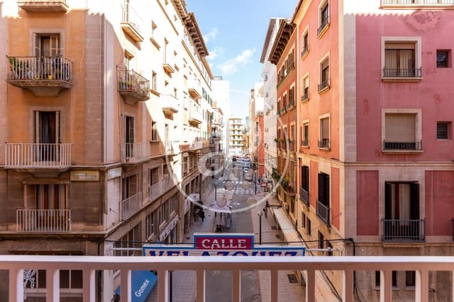 2 soveværelse Lejlighed til leje i El Mercat, Palma de Mallorca - € 1.800 (Ref: 8894955)