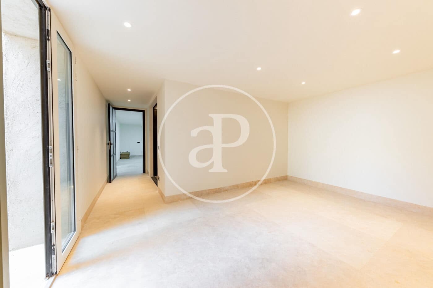 1 chambre Villa/Maison à vendre à Pina avec piscine - 17 500 000 € (Ref: 8915589)