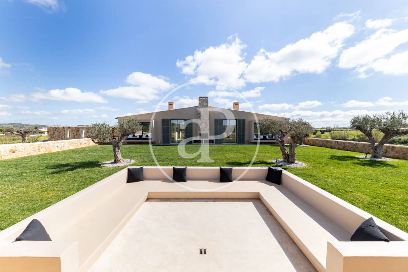 1 chambre Villa/Maison à vendre à Pina avec piscine - 17 500 000 € (Ref: 8915589)