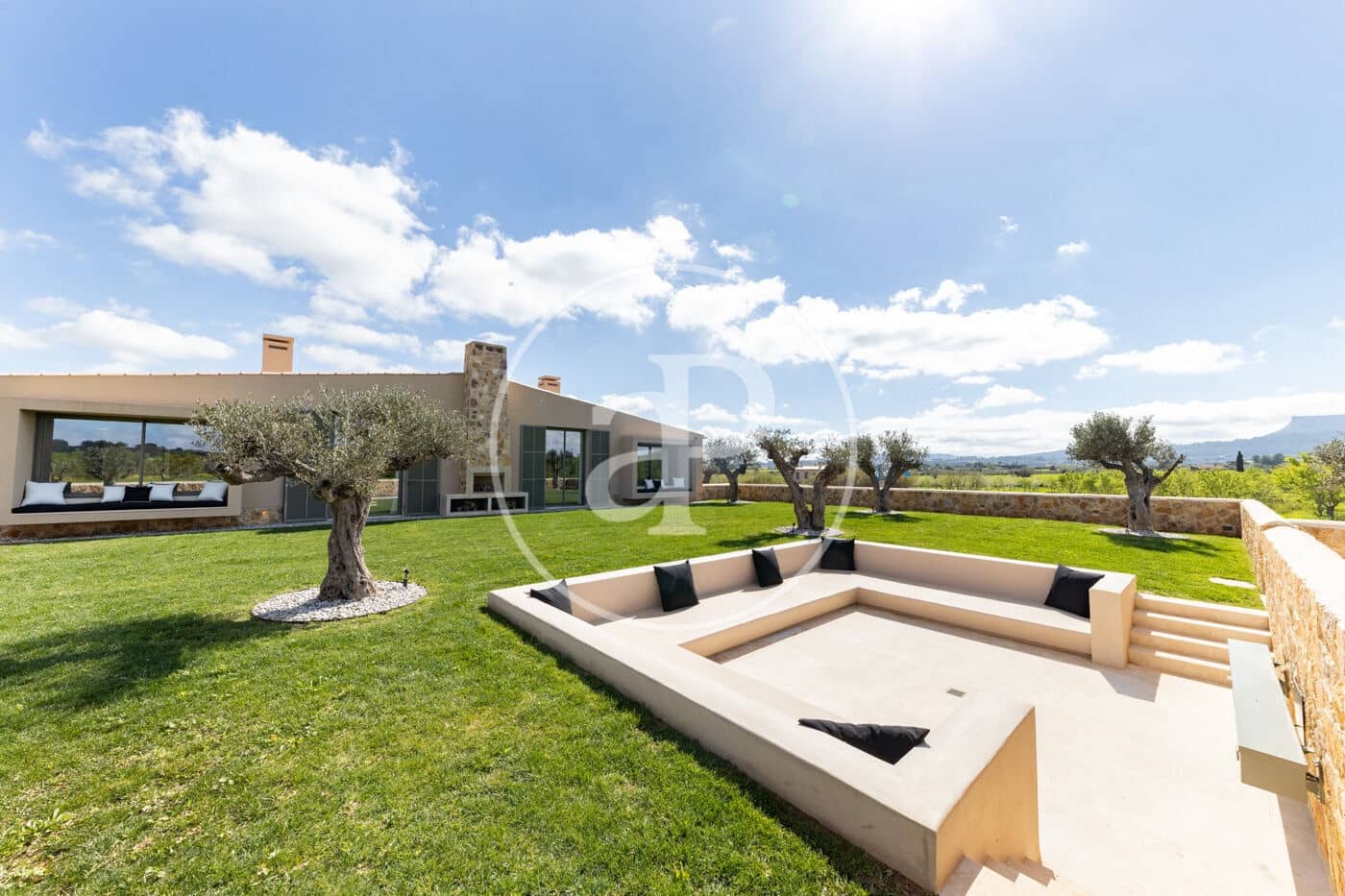 1 chambre Villa/Maison à vendre à Pina avec piscine - 17 500 000 € (Ref: 8915589)