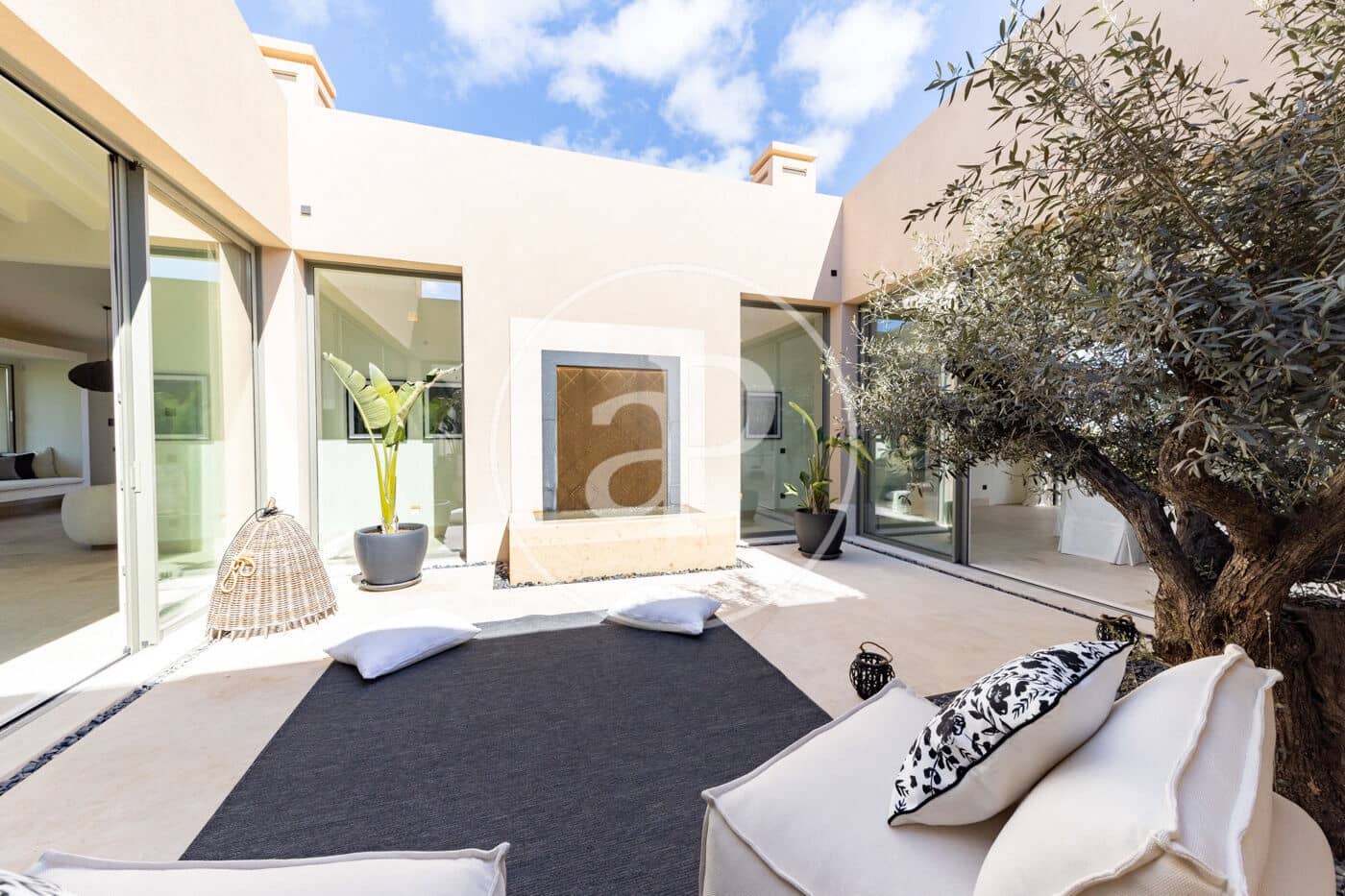 1 chambre Villa/Maison à vendre à Pina avec piscine - 17 500 000 € (Ref: 8915589)