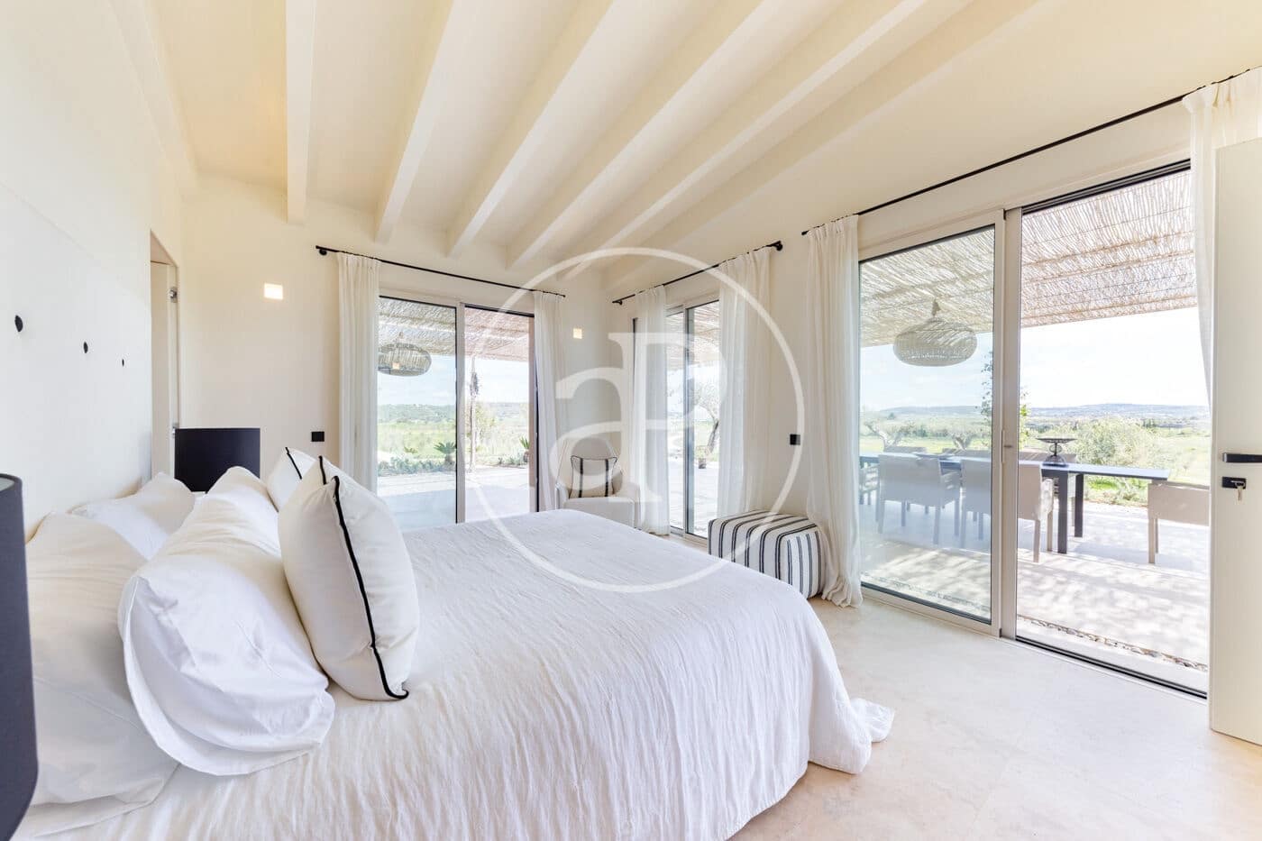 1 chambre Villa/Maison à vendre à Pina avec piscine - 17 500 000 € (Ref: 8915589)