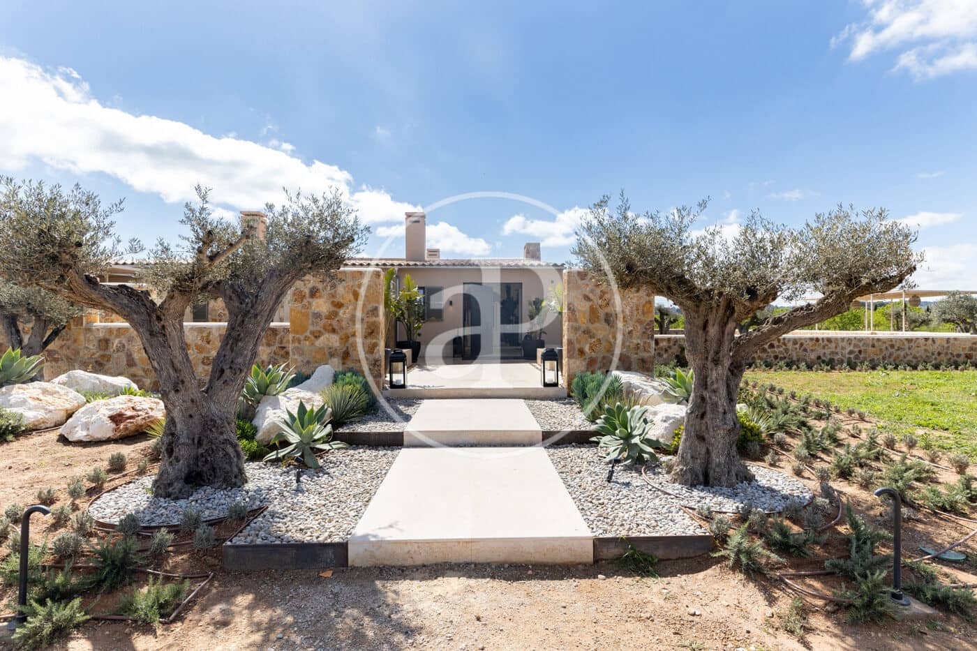 1 chambre Villa/Maison à vendre à Pina avec piscine - 17 500 000 € (Ref: 8915589)