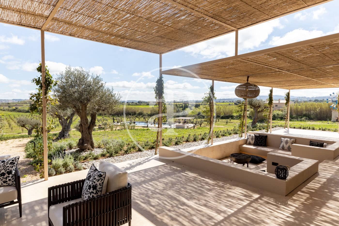 1 chambre Villa/Maison à vendre à Pina avec piscine - 17 500 000 € (Ref: 8915589)