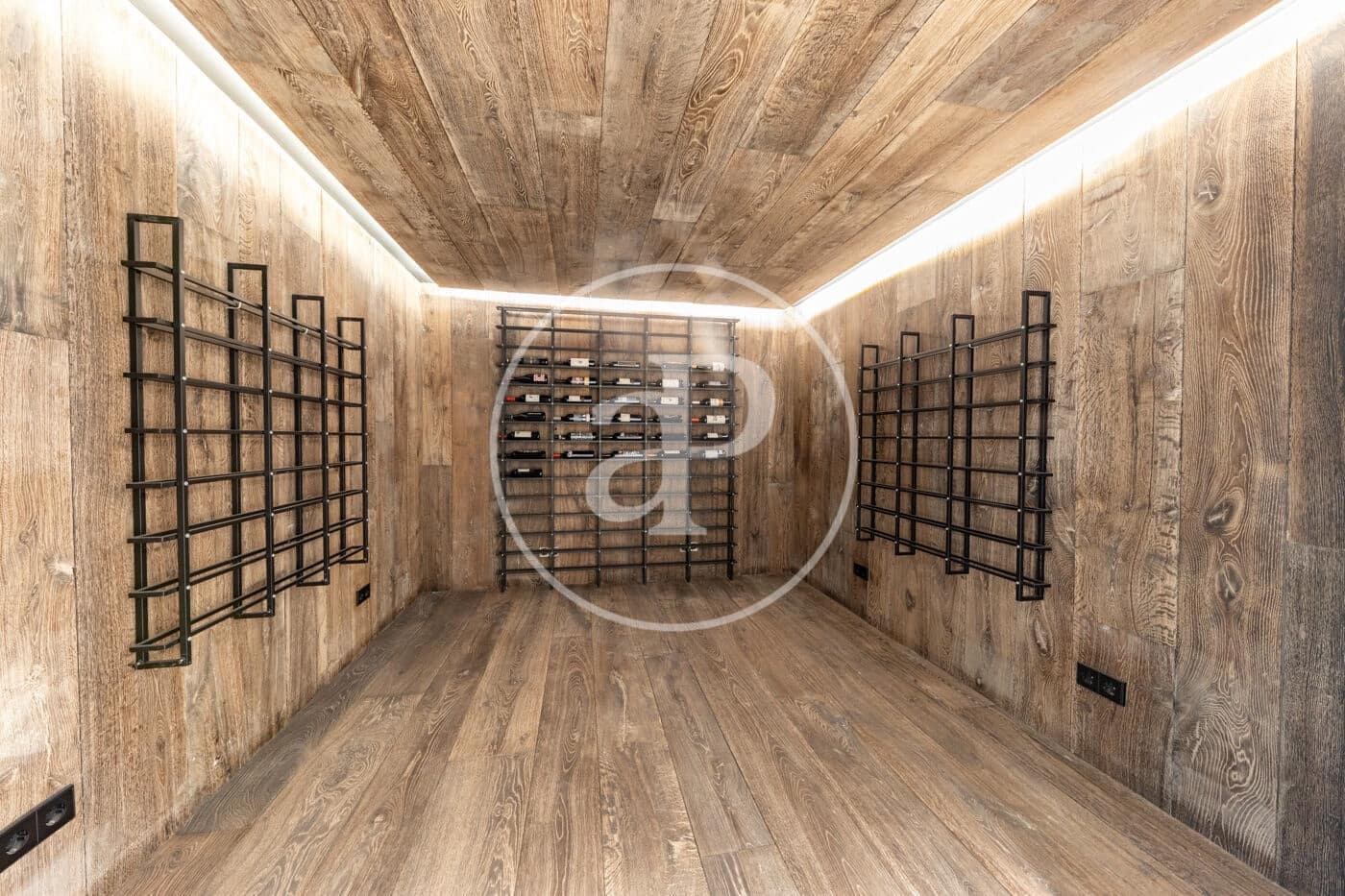 1 chambre Villa/Maison à vendre à Pina avec piscine - 17 500 000 € (Ref: 8915589)