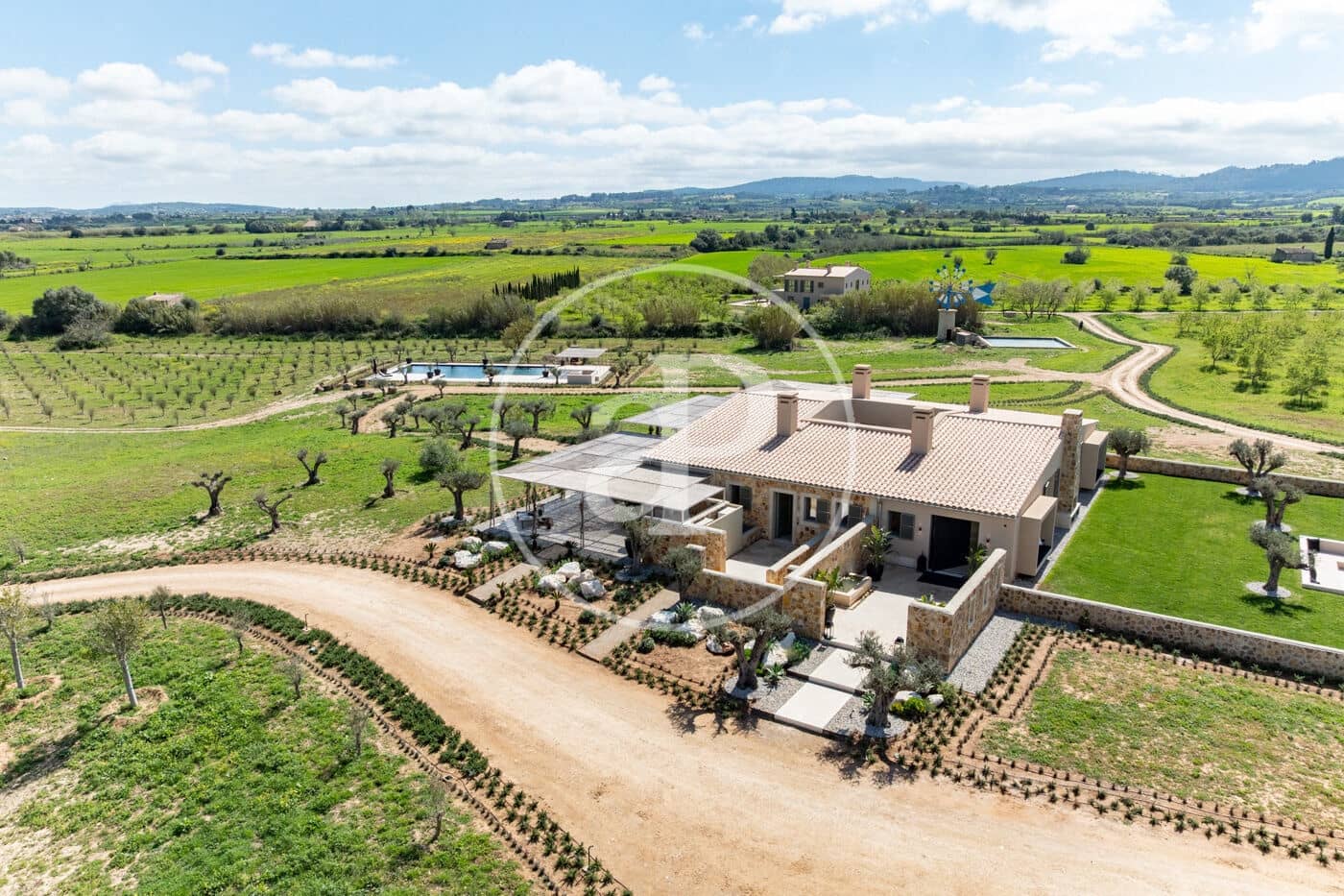 1 chambre Villa/Maison à vendre à Pina avec piscine - 17 500 000 € (Ref: 8915589)