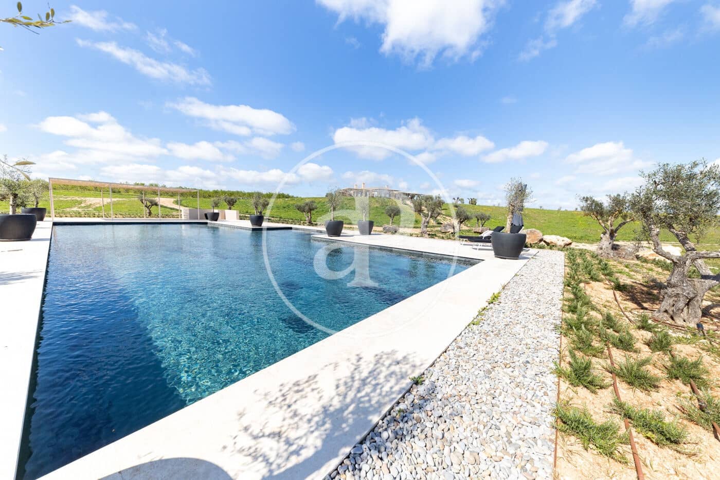 1 chambre Villa/Maison à vendre à Pina avec piscine - 17 500 000 € (Ref: 8915589)