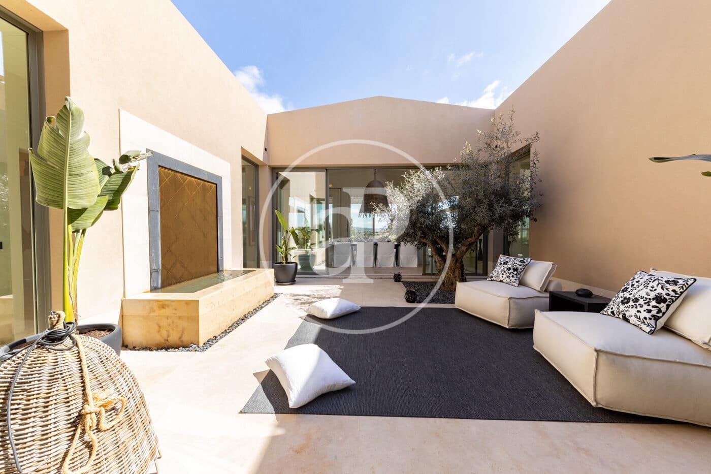 1 chambre Villa/Maison à vendre à Pina avec piscine - 17 500 000 € (Ref: 8915589)