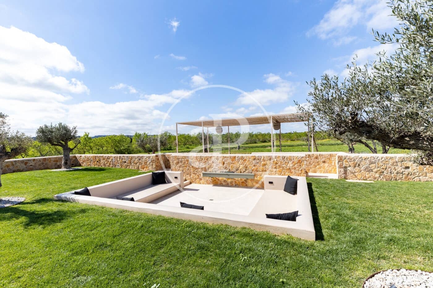 1 chambre Villa/Maison à vendre à Pina avec piscine - 17 500 000 € (Ref: 8915589)