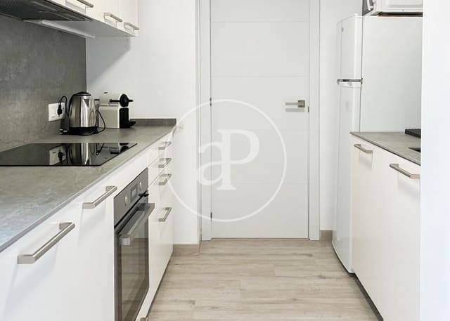 2 bedroom Apartment for rent in El Sindicat, Palma de Mallorca - € 1,800 (Ref: 8932443)