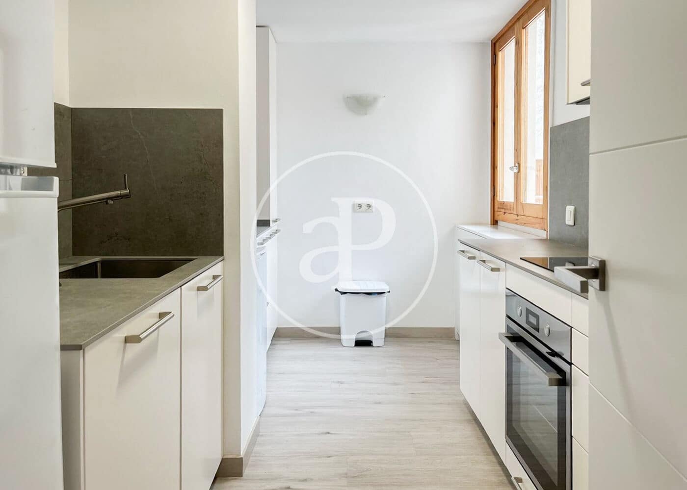 Apartamento de 2 habitaciones en Palma de Mallorca en alquiler - 1.800 € (Ref: 8932443)