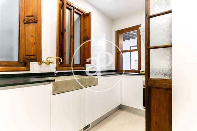 3 soveværelse Lejlighed til leje i Sant Nicolau, Palma de Mallorca - € 2.100 (Ref: 8999790)