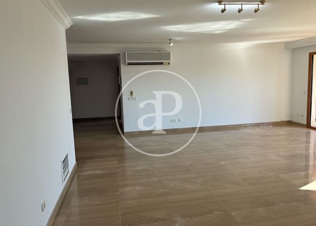Appartement de 4 chambres à louer à Portopi, Palma de Mallorca avec piscine garage - 3 150 € (Ref: 8999791)
