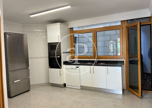 Appartement de 4 chambres à louer à Portopi, Palma de Mallorca avec piscine garage - 3 150 € (Ref: 8999791)