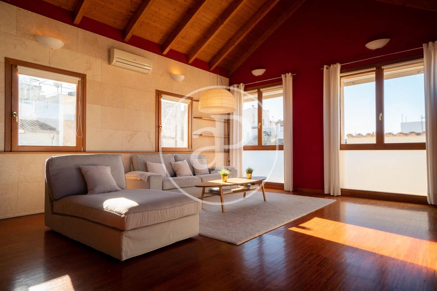 2 slaapkamer Appartement te huur in Palma de Mallorca - € 1.650 (Ref: 8999837)