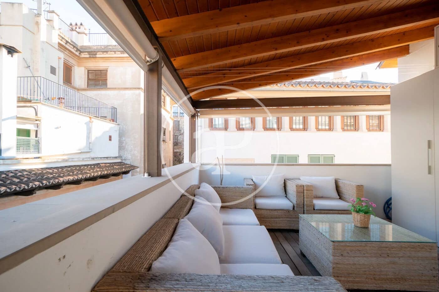 2 slaapkamer Appartement te huur in Palma de Mallorca - € 1.650 (Ref: 8999837)