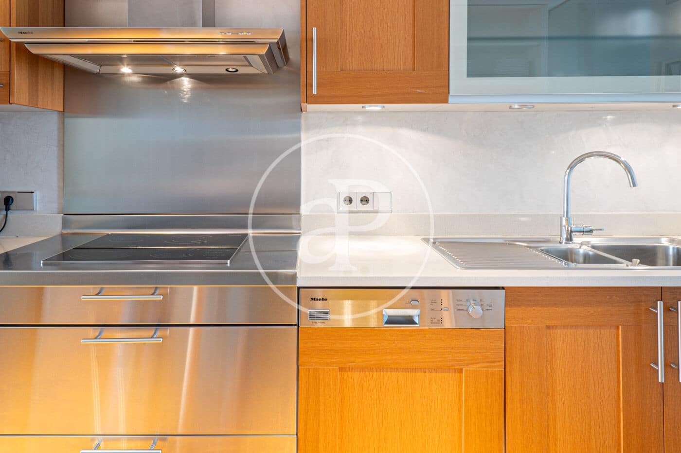 3 soveværelse Lejlighed til leje i Palma de Mallorca - € 4.000 (Ref: 8999872)