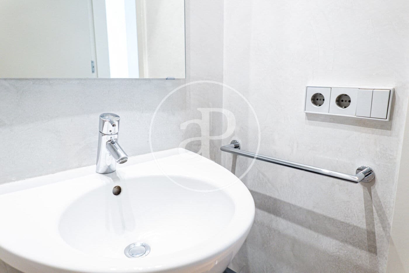 3 soveværelse Lejlighed til leje i Palma de Mallorca - € 4.000 (Ref: 8999872)