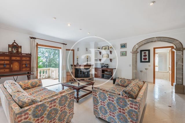 6 soveværelse Villa til salg i Sant Joan med swimmingpool - € 1.495.000 (Ref: 8999874)