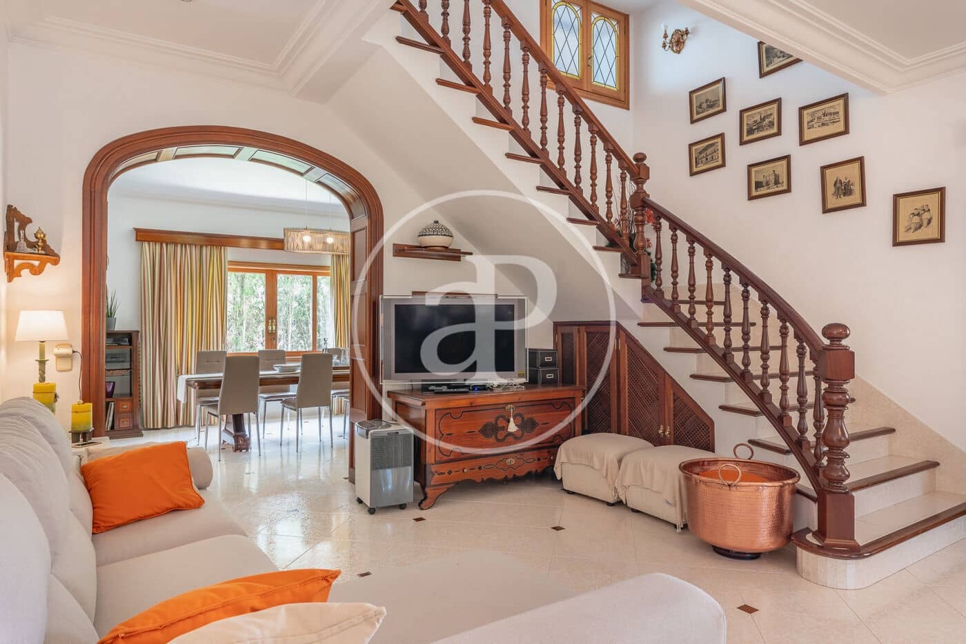 6 soveværelse Villa til salg i Sant Joan med swimmingpool - € 1.495.000 (Ref: 8999874)