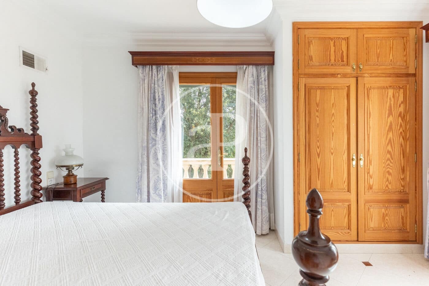 6 soveværelse Villa til salg i Sant Joan med swimmingpool - € 1.495.000 (Ref: 8999874)