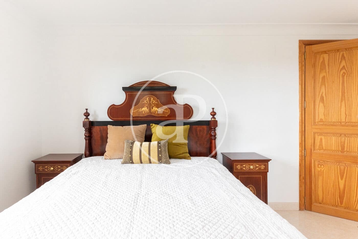 6 soveværelse Villa til salg i Sant Joan med swimmingpool - € 1.495.000 (Ref: 8999874)