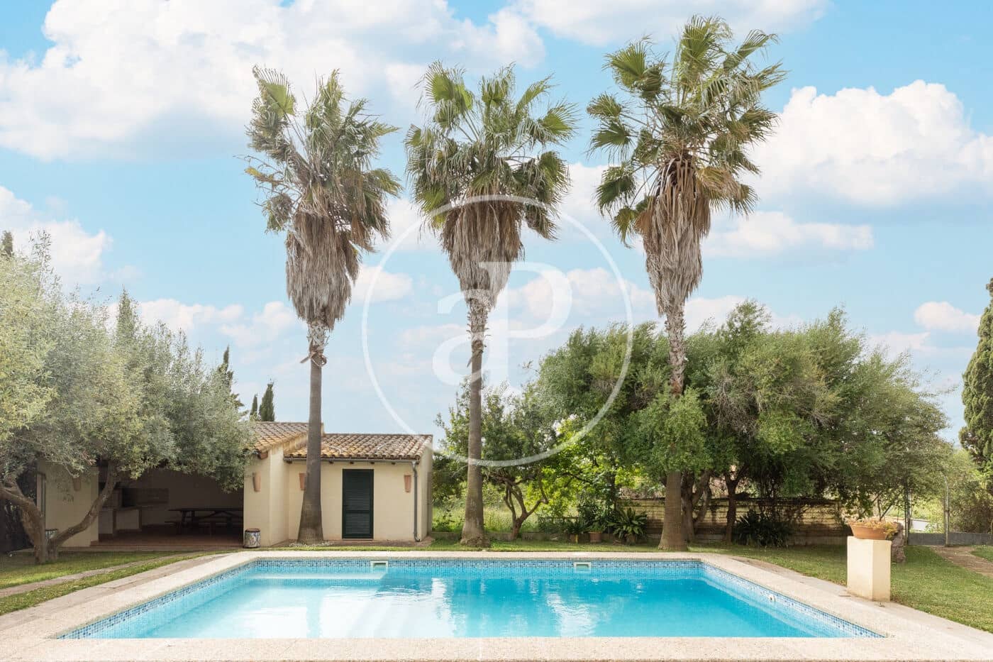 6 soveværelse Villa til salg i Sant Joan med swimmingpool - € 1.495.000 (Ref: 8999874)