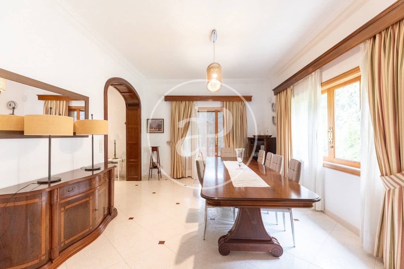 6 soveværelse Villa til salg i Sant Joan med swimmingpool - € 1.495.000 (Ref: 8999874)