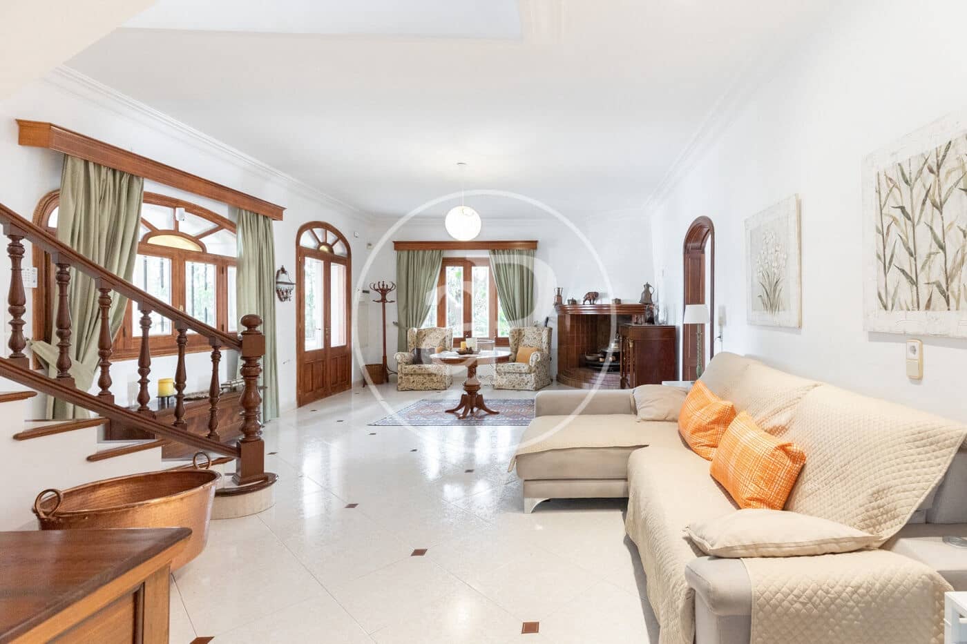 6 soveværelse Villa til salg i Sant Joan med swimmingpool - € 1.495.000 (Ref: 8999874)