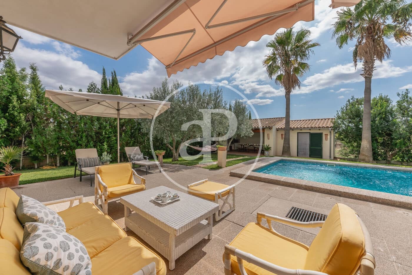 6 soveværelse Villa til salg i Sant Joan med swimmingpool - € 1.495.000 (Ref: 8999874)