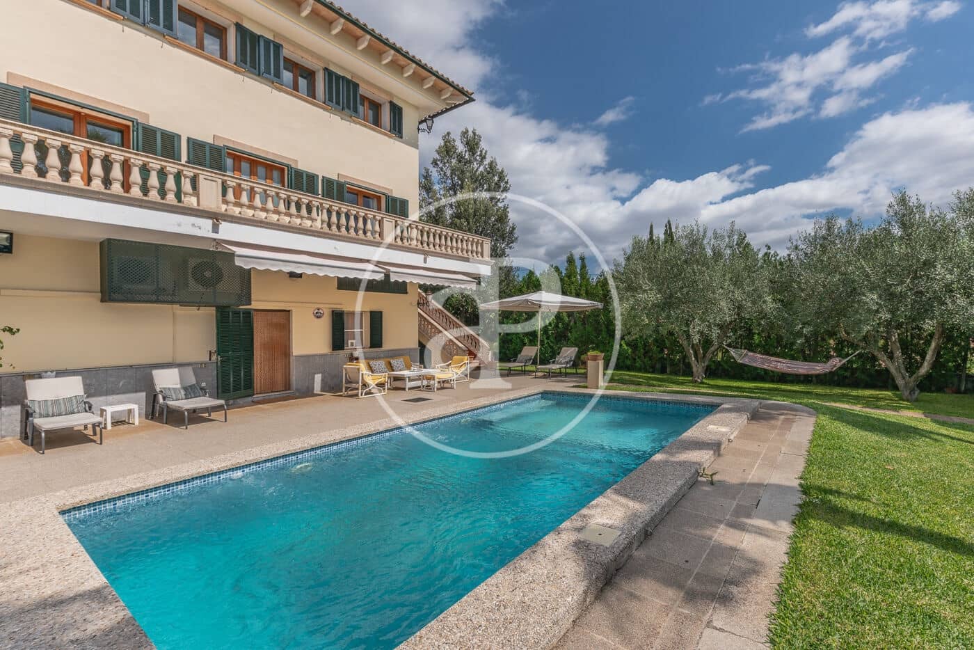 6 soveværelse Villa til salg i Sant Joan med swimmingpool - € 1.495.000 (Ref: 8999874)