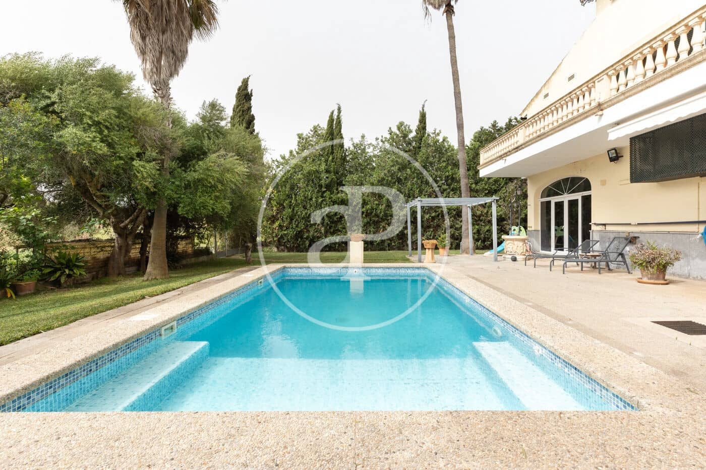 6 soveværelse Villa til salg i Sant Joan med swimmingpool - € 1.495.000 (Ref: 8999874)