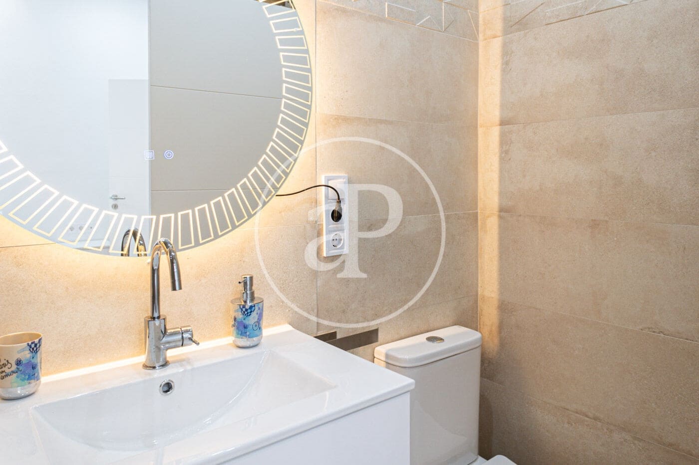 3 soveværelse Lejlighed til leje i Palma de Mallorca - € 2.000 (Ref: 8999883)