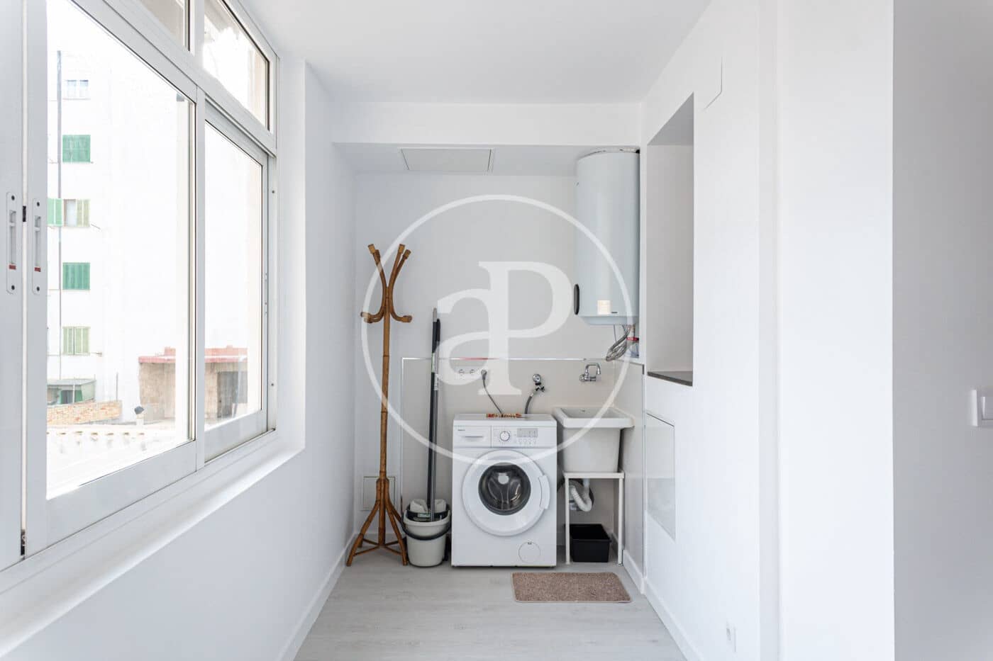 3 soveværelse Lejlighed til leje i Palma de Mallorca - € 2.000 (Ref: 8999883)