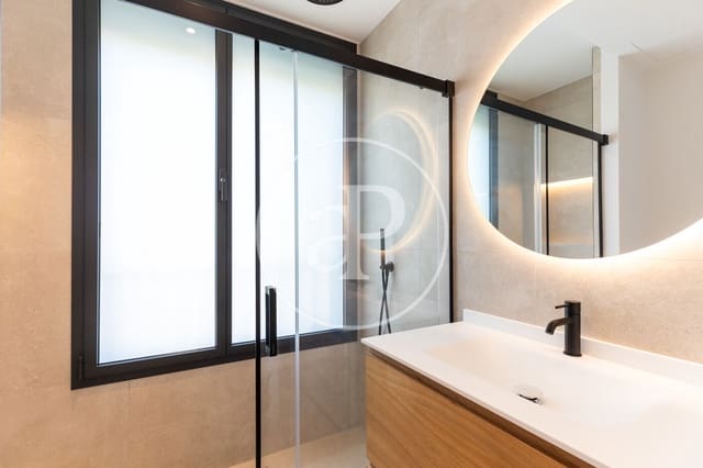 Apartament na sprzedaż w Palma de Mallorca z basenem - 1 420 000 € (Ref: 8999921)