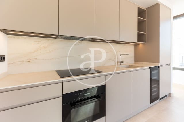 Apartament na sprzedaż w Palma de Mallorca z basenem - 1 420 000 € (Ref: 8999921)