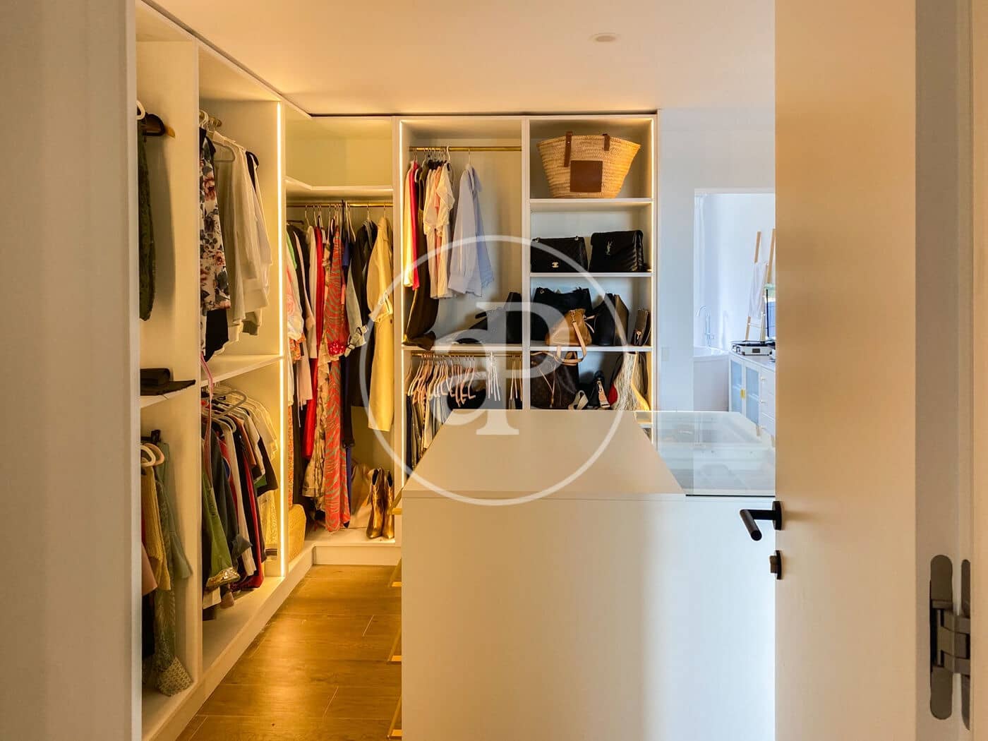 4 soveværelse Lejlighed til salg i Palmanyola med swimmingpool - € 1.950.000 (Ref: 9012625)