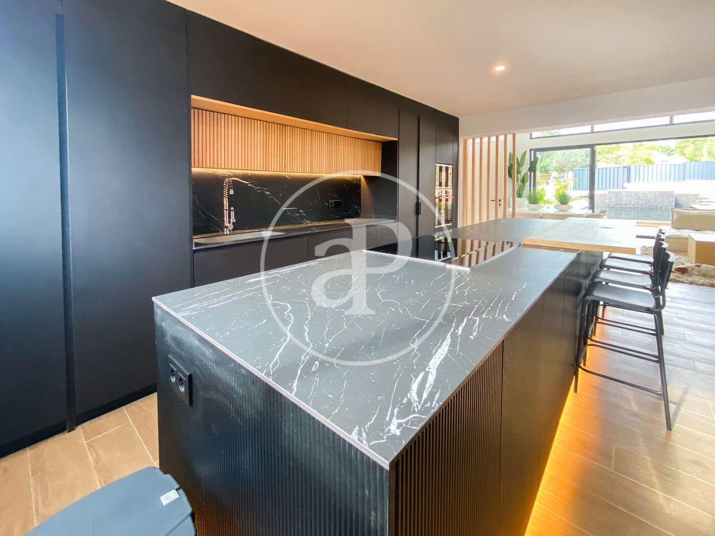 4 soveværelse Lejlighed til salg i Palmanyola med swimmingpool - € 1.950.000 (Ref: 9012625)