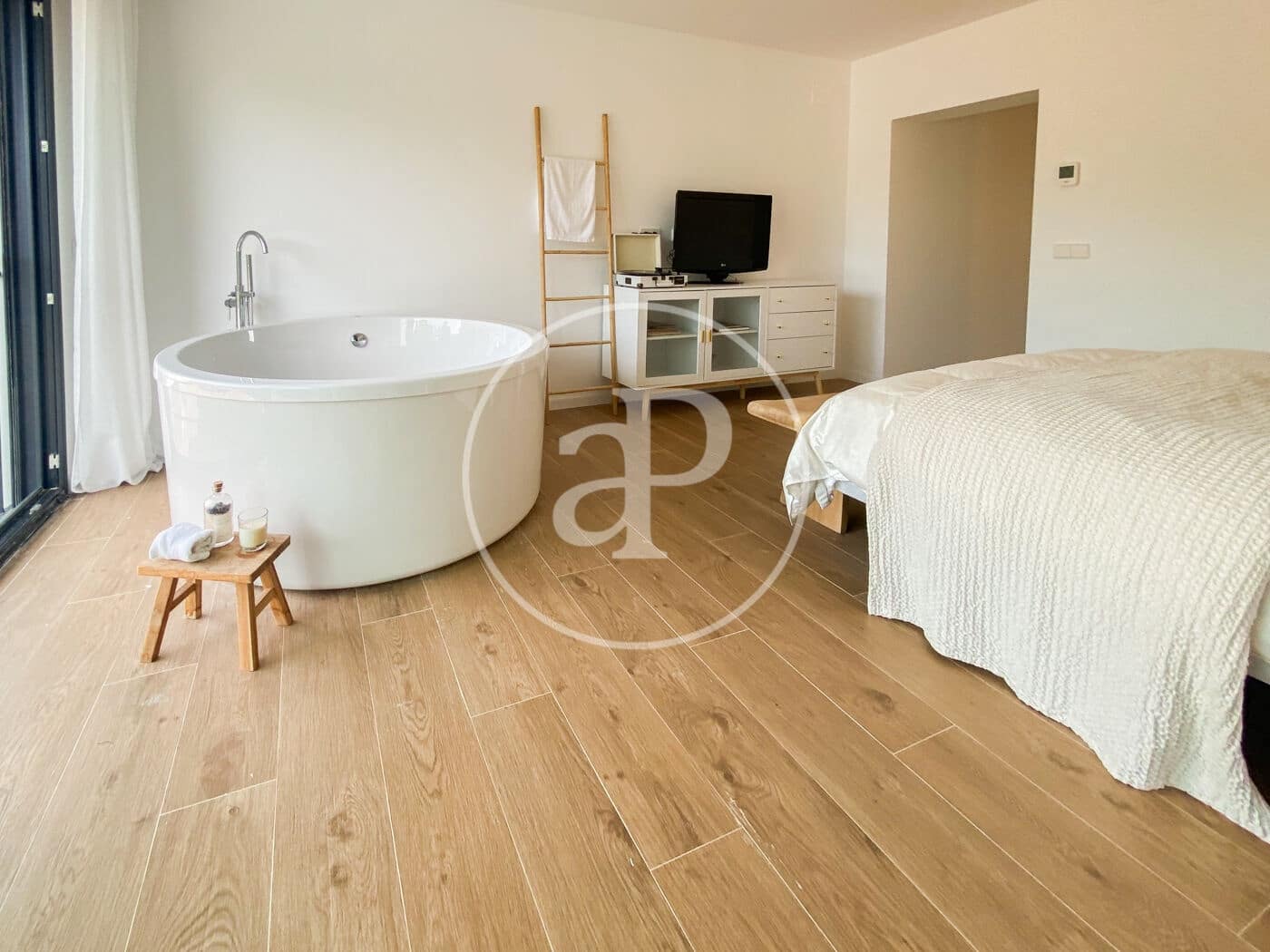 4 soveværelse Lejlighed til salg i Palmanyola med swimmingpool - € 1.950.000 (Ref: 9012625)