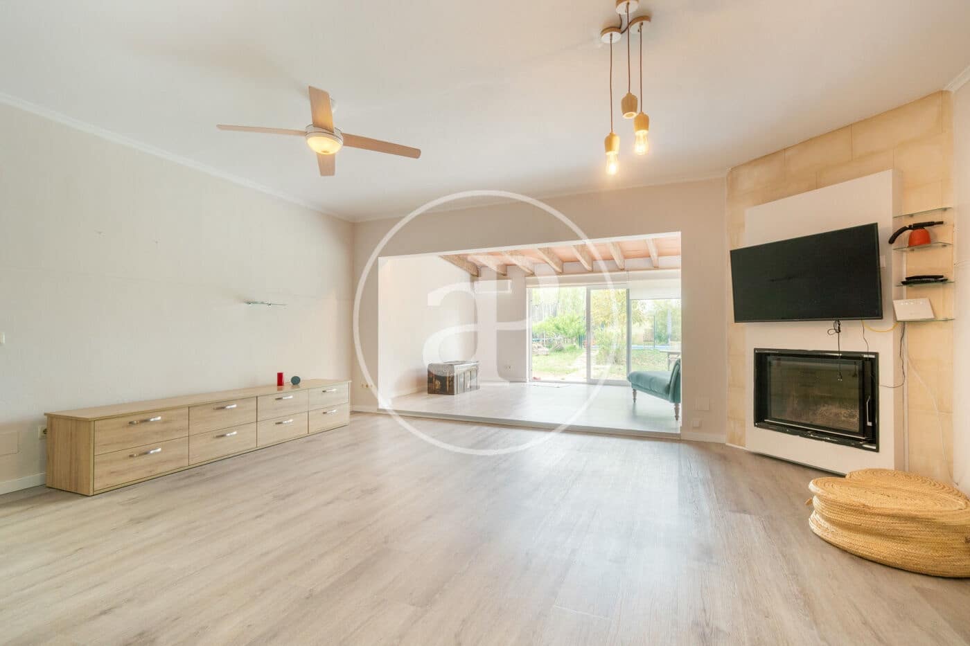 4 soveværelse Villa til leje i Algaida med swimmingpool - € 3.000 (Ref: 9026810)