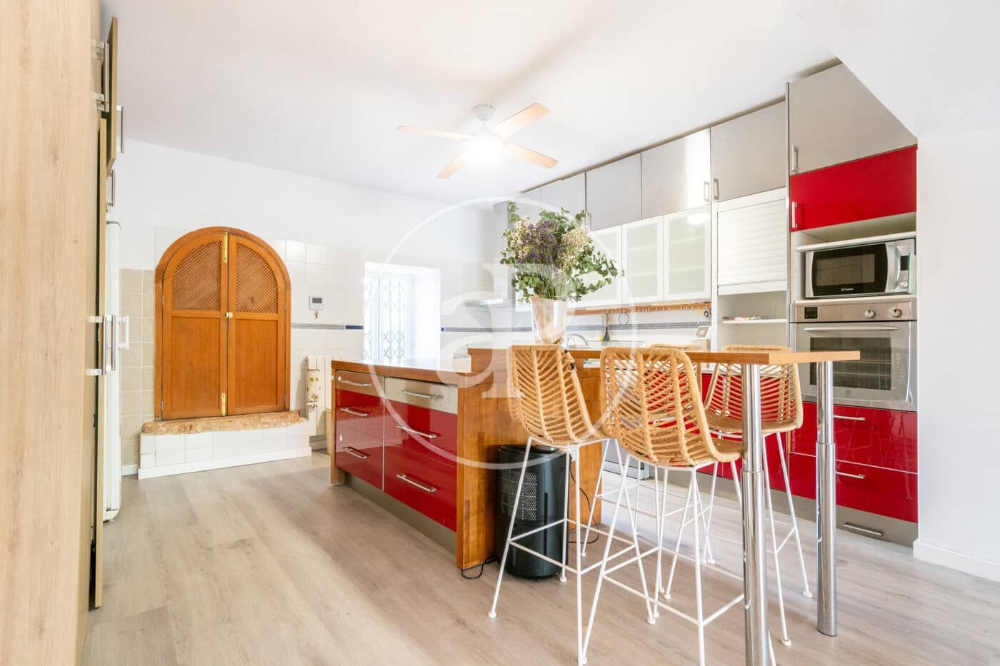 4 soveværelse Villa til leje i Algaida med swimmingpool - € 3.000 (Ref: 9026810)