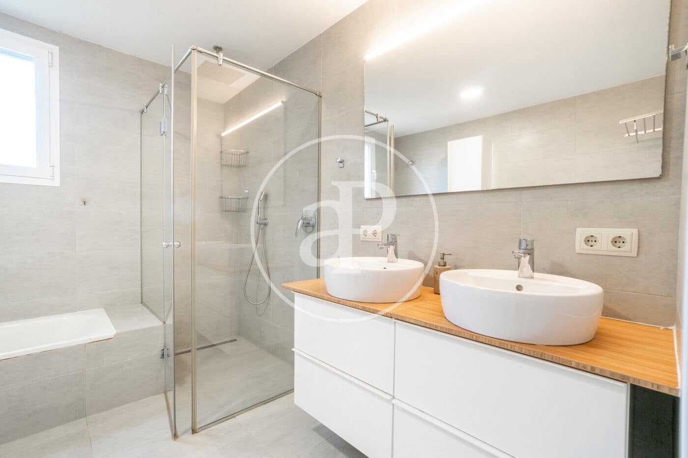 4 soveværelse Villa til leje i Algaida med swimmingpool - € 3.000 (Ref: 9026810)