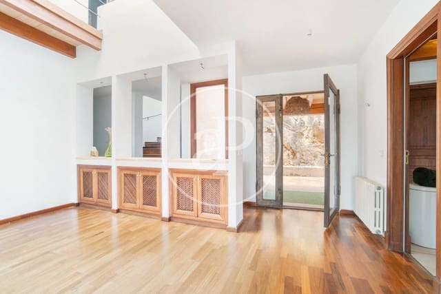 Villa/Maison de 3 chambres à louer à Esporles avec piscine - 10 000 € (Ref: 9036981)