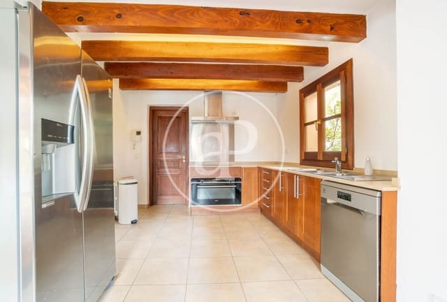 Villa/Maison de 3 chambres à louer à Esporles avec piscine - 10 000 € (Ref: 9036981)