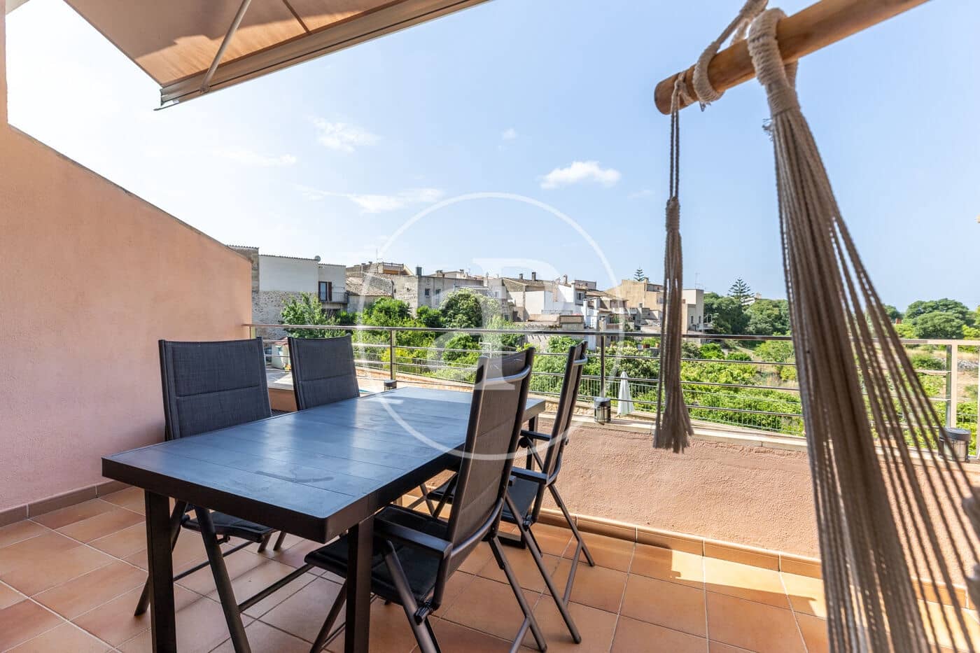 Appartement de 3 chambres à louer à Sineu avec piscine - 2 000 € (Ref: 9069080)