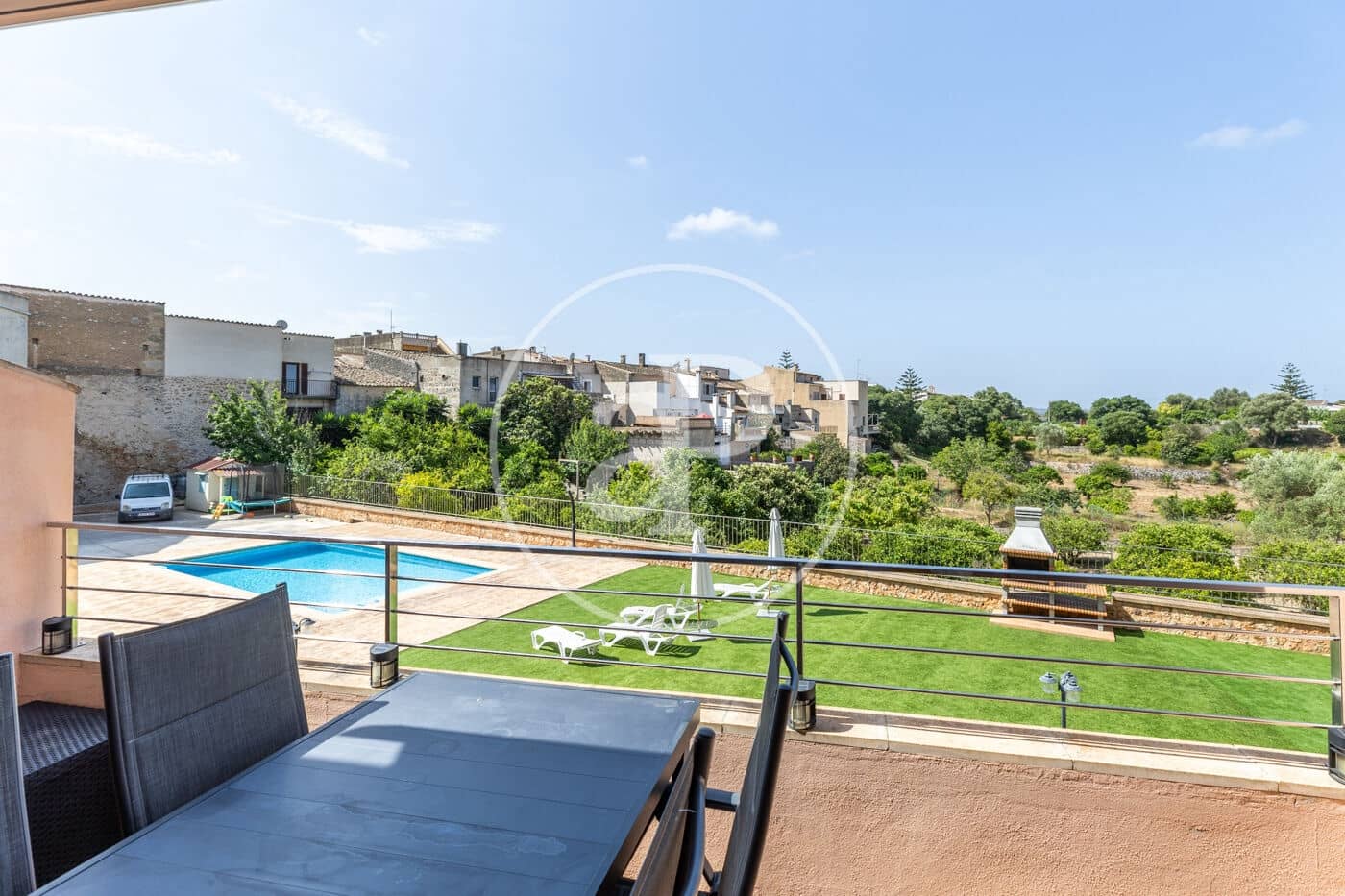 Appartement de 3 chambres à louer à Sineu avec piscine - 2 000 € (Ref: 9069080)