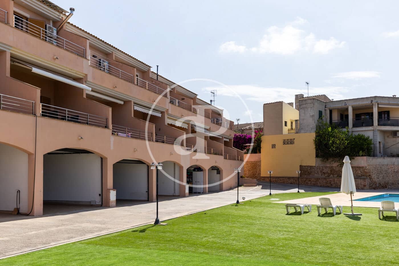 Appartement de 3 chambres à louer à Sineu avec piscine - 2 000 € (Ref: 9069080)